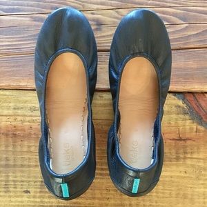 Black Tieks, Size 9